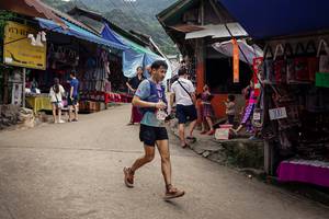 BIB: 
                            <button type="button" onclick="openModal(25310025)" class="btn btn-primary btn-sm float-right btn-popup" data-toggle="modal" data-target=".modal-high-quality">
                        <i class="fas fa-shopping-cart"></i> Add to Cart
                    </button>
                                            <button type="button" onclick="isThisMe(25310025, true)" class="btn btn-success btn-sm float-right btn-popup btn-isme hidden" data-toggle="tooltip" data-placement="bottom" title="นี่คือรูปของคุณใช่ไหม คลิกที่นี่เพื่อเอาเข้าอัลบั้ม">
                        <i class="fas fa-plus"></i> Add to album
                    </button>
                    <button type="button" onclick="isThisMe(25310025, false)" class="btn btn-warning btn-sm float-right btn-popup btn-isnotme hidden">
                        <i class="fas fa-ban"></i> Remove from album
                    </button>