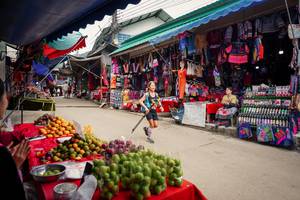 BIB: 
                            <button type="button" onclick="openModal(25307828)" class="btn btn-primary btn-sm float-right btn-popup" data-toggle="modal" data-target=".modal-high-quality">
                        <i class="fas fa-shopping-cart"></i> Add to Cart
                    </button>
                                            <button type="button" onclick="isThisMe(25307828, true)" class="btn btn-success btn-sm float-right btn-popup btn-isme hidden" data-toggle="tooltip" data-placement="bottom" title="นี่คือรูปของคุณใช่ไหม คลิกที่นี่เพื่อเอาเข้าอัลบั้ม">
                        <i class="fas fa-plus"></i> Add to album
                    </button>
                    <button type="button" onclick="isThisMe(25307828, false)" class="btn btn-warning btn-sm float-right btn-popup btn-isnotme hidden">
                        <i class="fas fa-ban"></i> Remove from album
                    </button>