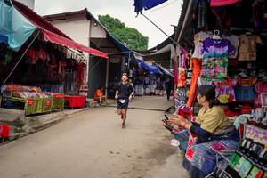 BIB: 
                            <button type="button" onclick="openModal(25306722)" class="btn btn-primary btn-sm float-right btn-popup" data-toggle="modal" data-target=".modal-high-quality">
                        <i class="fas fa-shopping-cart"></i> Add to Cart
                    </button>
                                            <button type="button" onclick="isThisMe(25306722, true)" class="btn btn-success btn-sm float-right btn-popup btn-isme hidden" data-toggle="tooltip" data-placement="bottom" title="นี่คือรูปของคุณใช่ไหม คลิกที่นี่เพื่อเอาเข้าอัลบั้ม">
                        <i class="fas fa-plus"></i> Add to album
                    </button>
                    <button type="button" onclick="isThisMe(25306722, false)" class="btn btn-warning btn-sm float-right btn-popup btn-isnotme hidden">
                        <i class="fas fa-ban"></i> Remove from album
                    </button>