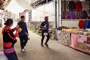 BIB: 
                            <button type="button" onclick="openModal(25310663)" class="btn btn-primary btn-sm float-right btn-popup" data-toggle="modal" data-target=".modal-high-quality">
                        <i class="fas fa-shopping-cart"></i> Add to Cart
                    </button>
                                            <button type="button" onclick="isThisMe(25310663, true)" class="btn btn-success btn-sm float-right btn-popup btn-isme hidden" data-toggle="tooltip" data-placement="bottom" title="นี่คือรูปของคุณใช่ไหม คลิกที่นี่เพื่อเอาเข้าอัลบั้ม">
                        <i class="fas fa-plus"></i> Add to album
                    </button>
                    <button type="button" onclick="isThisMe(25310663, false)" class="btn btn-warning btn-sm float-right btn-popup btn-isnotme hidden">
                        <i class="fas fa-ban"></i> Remove from album
                    </button>