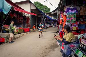 BIB: 
                            <button type="button" onclick="openModal(25306640)" class="btn btn-primary btn-sm float-right btn-popup" data-toggle="modal" data-target=".modal-high-quality">
                        <i class="fas fa-shopping-cart"></i> Add to Cart
                    </button>
                                            <button type="button" onclick="isThisMe(25306640, true)" class="btn btn-success btn-sm float-right btn-popup btn-isme hidden" data-toggle="tooltip" data-placement="bottom" title="นี่คือรูปของคุณใช่ไหม คลิกที่นี่เพื่อเอาเข้าอัลบั้ม">
                        <i class="fas fa-plus"></i> Add to album
                    </button>
                    <button type="button" onclick="isThisMe(25306640, false)" class="btn btn-warning btn-sm float-right btn-popup btn-isnotme hidden">
                        <i class="fas fa-ban"></i> Remove from album
                    </button>