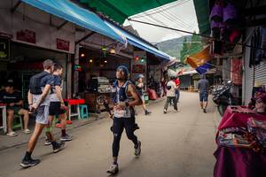 BIB: 
                            <button type="button" onclick="openModal(25306864)" class="btn btn-primary btn-sm float-right btn-popup" data-toggle="modal" data-target=".modal-high-quality">
                        <i class="fas fa-shopping-cart"></i> Add to Cart
                    </button>
                                            <button type="button" onclick="isThisMe(25306864, true)" class="btn btn-success btn-sm float-right btn-popup btn-isme hidden" data-toggle="tooltip" data-placement="bottom" title="นี่คือรูปของคุณใช่ไหม คลิกที่นี่เพื่อเอาเข้าอัลบั้ม">
                        <i class="fas fa-plus"></i> Add to album
                    </button>
                    <button type="button" onclick="isThisMe(25306864, false)" class="btn btn-warning btn-sm float-right btn-popup btn-isnotme hidden">
                        <i class="fas fa-ban"></i> Remove from album
                    </button>