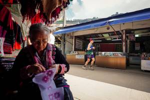 BIB: 
                            <button type="button" onclick="openModal(25303204)" class="btn btn-primary btn-sm float-right btn-popup" data-toggle="modal" data-target=".modal-high-quality">
                        <i class="fas fa-shopping-cart"></i> Add to Cart
                    </button>
                                            <button type="button" onclick="isThisMe(25303204, true)" class="btn btn-success btn-sm float-right btn-popup btn-isme hidden" data-toggle="tooltip" data-placement="bottom" title="นี่คือรูปของคุณใช่ไหม คลิกที่นี่เพื่อเอาเข้าอัลบั้ม">
                        <i class="fas fa-plus"></i> Add to album
                    </button>
                    <button type="button" onclick="isThisMe(25303204, false)" class="btn btn-warning btn-sm float-right btn-popup btn-isnotme hidden">
                        <i class="fas fa-ban"></i> Remove from album
                    </button>