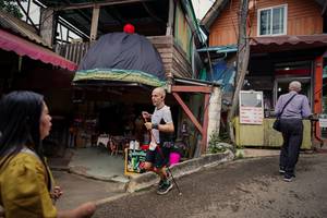 BIB: 
                            <button type="button" onclick="openModal(25302640)" class="btn btn-primary btn-sm float-right btn-popup" data-toggle="modal" data-target=".modal-high-quality">
                        <i class="fas fa-shopping-cart"></i> Add to Cart
                    </button>
                                            <button type="button" onclick="isThisMe(25302640, true)" class="btn btn-success btn-sm float-right btn-popup btn-isme hidden" data-toggle="tooltip" data-placement="bottom" title="นี่คือรูปของคุณใช่ไหม คลิกที่นี่เพื่อเอาเข้าอัลบั้ม">
                        <i class="fas fa-plus"></i> Add to album
                    </button>
                    <button type="button" onclick="isThisMe(25302640, false)" class="btn btn-warning btn-sm float-right btn-popup btn-isnotme hidden">
                        <i class="fas fa-ban"></i> Remove from album
                    </button>