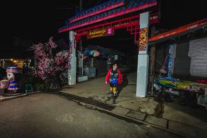 BIB: 
                            <button type="button" onclick="openModal(25305674)" class="btn btn-primary btn-sm float-right btn-popup" data-toggle="modal" data-target=".modal-high-quality">
                        <i class="fas fa-shopping-cart"></i> Add to Cart
                    </button>
                                            <button type="button" onclick="isThisMe(25305674, true)" class="btn btn-success btn-sm float-right btn-popup btn-isme hidden" data-toggle="tooltip" data-placement="bottom" title="นี่คือรูปของคุณใช่ไหม คลิกที่นี่เพื่อเอาเข้าอัลบั้ม">
                        <i class="fas fa-plus"></i> Add to album
                    </button>
                    <button type="button" onclick="isThisMe(25305674, false)" class="btn btn-warning btn-sm float-right btn-popup btn-isnotme hidden">
                        <i class="fas fa-ban"></i> Remove from album
                    </button>