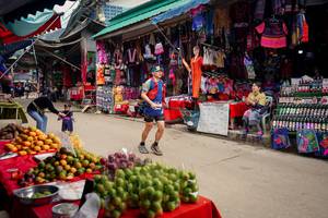 BIB: 
                            <button type="button" onclick="openModal(25308071)" class="btn btn-primary btn-sm float-right btn-popup" data-toggle="modal" data-target=".modal-high-quality">
                        <i class="fas fa-shopping-cart"></i> Add to Cart
                    </button>
                                            <button type="button" onclick="isThisMe(25308071, true)" class="btn btn-success btn-sm float-right btn-popup btn-isme hidden" data-toggle="tooltip" data-placement="bottom" title="นี่คือรูปของคุณใช่ไหม คลิกที่นี่เพื่อเอาเข้าอัลบั้ม">
                        <i class="fas fa-plus"></i> Add to album
                    </button>
                    <button type="button" onclick="isThisMe(25308071, false)" class="btn btn-warning btn-sm float-right btn-popup btn-isnotme hidden">
                        <i class="fas fa-ban"></i> Remove from album
                    </button>