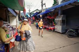 BIB: 
                            <button type="button" onclick="openModal(25305850)" class="btn btn-primary btn-sm float-right btn-popup" data-toggle="modal" data-target=".modal-high-quality">
                        <i class="fas fa-shopping-cart"></i> Add to Cart
                    </button>
                                            <button type="button" onclick="isThisMe(25305850, true)" class="btn btn-success btn-sm float-right btn-popup btn-isme hidden" data-toggle="tooltip" data-placement="bottom" title="นี่คือรูปของคุณใช่ไหม คลิกที่นี่เพื่อเอาเข้าอัลบั้ม">
                        <i class="fas fa-plus"></i> Add to album
                    </button>
                    <button type="button" onclick="isThisMe(25305850, false)" class="btn btn-warning btn-sm float-right btn-popup btn-isnotme hidden">
                        <i class="fas fa-ban"></i> Remove from album
                    </button>