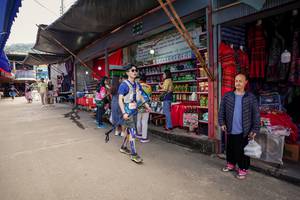 BIB: 
                            <button type="button" onclick="openModal(25302501)" class="btn btn-primary btn-sm float-right btn-popup" data-toggle="modal" data-target=".modal-high-quality">
                        <i class="fas fa-shopping-cart"></i> Add to Cart
                    </button>
                                            <button type="button" onclick="isThisMe(25302501, true)" class="btn btn-success btn-sm float-right btn-popup btn-isme hidden" data-toggle="tooltip" data-placement="bottom" title="นี่คือรูปของคุณใช่ไหม คลิกที่นี่เพื่อเอาเข้าอัลบั้ม">
                        <i class="fas fa-plus"></i> Add to album
                    </button>
                    <button type="button" onclick="isThisMe(25302501, false)" class="btn btn-warning btn-sm float-right btn-popup btn-isnotme hidden">
                        <i class="fas fa-ban"></i> Remove from album
                    </button>