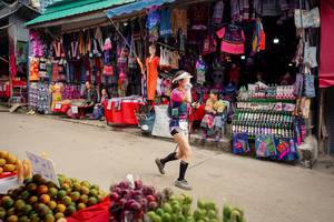 BIB: 
                            <button type="button" onclick="openModal(25308368)" class="btn btn-primary btn-sm float-right btn-popup" data-toggle="modal" data-target=".modal-high-quality">
                        <i class="fas fa-shopping-cart"></i> Add to Cart
                    </button>
                                            <button type="button" onclick="isThisMe(25308368, true)" class="btn btn-success btn-sm float-right btn-popup btn-isme hidden" data-toggle="tooltip" data-placement="bottom" title="นี่คือรูปของคุณใช่ไหม คลิกที่นี่เพื่อเอาเข้าอัลบั้ม">
                        <i class="fas fa-plus"></i> Add to album
                    </button>
                    <button type="button" onclick="isThisMe(25308368, false)" class="btn btn-warning btn-sm float-right btn-popup btn-isnotme hidden">
                        <i class="fas fa-ban"></i> Remove from album
                    </button>