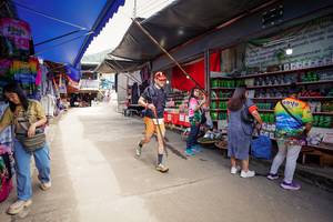 BIB: 
                            <button type="button" onclick="openModal(25302448)" class="btn btn-primary btn-sm float-right btn-popup" data-toggle="modal" data-target=".modal-high-quality">
                        <i class="fas fa-shopping-cart"></i> Add to Cart
                    </button>
                                            <button type="button" onclick="isThisMe(25302448, true)" class="btn btn-success btn-sm float-right btn-popup btn-isme hidden" data-toggle="tooltip" data-placement="bottom" title="นี่คือรูปของคุณใช่ไหม คลิกที่นี่เพื่อเอาเข้าอัลบั้ม">
                        <i class="fas fa-plus"></i> Add to album
                    </button>
                    <button type="button" onclick="isThisMe(25302448, false)" class="btn btn-warning btn-sm float-right btn-popup btn-isnotme hidden">
                        <i class="fas fa-ban"></i> Remove from album
                    </button>