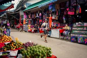 BIB: 
                            <button type="button" onclick="openModal(25308056)" class="btn btn-primary btn-sm float-right btn-popup" data-toggle="modal" data-target=".modal-high-quality">
                        <i class="fas fa-shopping-cart"></i> Add to Cart
                    </button>
                                            <button type="button" onclick="isThisMe(25308056, true)" class="btn btn-success btn-sm float-right btn-popup btn-isme hidden" data-toggle="tooltip" data-placement="bottom" title="นี่คือรูปของคุณใช่ไหม คลิกที่นี่เพื่อเอาเข้าอัลบั้ม">
                        <i class="fas fa-plus"></i> Add to album
                    </button>
                    <button type="button" onclick="isThisMe(25308056, false)" class="btn btn-warning btn-sm float-right btn-popup btn-isnotme hidden">
                        <i class="fas fa-ban"></i> Remove from album
                    </button>