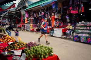 BIB: 
                            <button type="button" onclick="openModal(25308072)" class="btn btn-primary btn-sm float-right btn-popup" data-toggle="modal" data-target=".modal-high-quality">
                        <i class="fas fa-shopping-cart"></i> Add to Cart
                    </button>
                                            <button type="button" onclick="isThisMe(25308072, true)" class="btn btn-success btn-sm float-right btn-popup btn-isme hidden" data-toggle="tooltip" data-placement="bottom" title="นี่คือรูปของคุณใช่ไหม คลิกที่นี่เพื่อเอาเข้าอัลบั้ม">
                        <i class="fas fa-plus"></i> Add to album
                    </button>
                    <button type="button" onclick="isThisMe(25308072, false)" class="btn btn-warning btn-sm float-right btn-popup btn-isnotme hidden">
                        <i class="fas fa-ban"></i> Remove from album
                    </button>