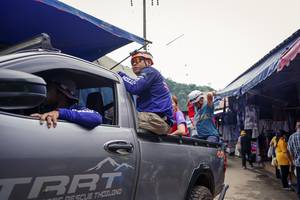 BIB: 
                            <button type="button" onclick="openModal(25303694)" class="btn btn-primary btn-sm float-right btn-popup" data-toggle="modal" data-target=".modal-high-quality">
                        <i class="fas fa-shopping-cart"></i> Add to Cart
                    </button>
                                            <button type="button" onclick="isThisMe(25303694, true)" class="btn btn-success btn-sm float-right btn-popup btn-isme hidden" data-toggle="tooltip" data-placement="bottom" title="นี่คือรูปของคุณใช่ไหม คลิกที่นี่เพื่อเอาเข้าอัลบั้ม">
                        <i class="fas fa-plus"></i> Add to album
                    </button>
                    <button type="button" onclick="isThisMe(25303694, false)" class="btn btn-warning btn-sm float-right btn-popup btn-isnotme hidden">
                        <i class="fas fa-ban"></i> Remove from album
                    </button>