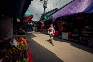 BIB: 
                            <button type="button" onclick="openModal(25308467)" class="btn btn-primary btn-sm float-right btn-popup" data-toggle="modal" data-target=".modal-high-quality">
                        <i class="fas fa-shopping-cart"></i> Add to Cart
                    </button>
                                            <button type="button" onclick="isThisMe(25308467, true)" class="btn btn-success btn-sm float-right btn-popup btn-isme hidden" data-toggle="tooltip" data-placement="bottom" title="นี่คือรูปของคุณใช่ไหม คลิกที่นี่เพื่อเอาเข้าอัลบั้ม">
                        <i class="fas fa-plus"></i> Add to album
                    </button>
                    <button type="button" onclick="isThisMe(25308467, false)" class="btn btn-warning btn-sm float-right btn-popup btn-isnotme hidden">
                        <i class="fas fa-ban"></i> Remove from album
                    </button>