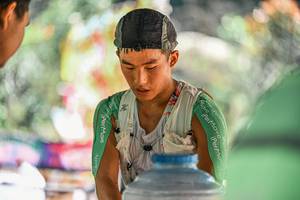 BIB: 
                            <button type="button" onclick="openModal(25709806)" class="btn btn-primary btn-sm float-right btn-popup" data-toggle="modal" data-target=".modal-high-quality">
                        <i class="fas fa-shopping-cart"></i> Add to Cart
                    </button>
                                            <button type="button" onclick="isThisMe(25709806, true)" class="btn btn-success btn-sm float-right btn-popup btn-isme hidden" data-toggle="tooltip" data-placement="bottom" title="นี่คือรูปของคุณใช่ไหม คลิกที่นี่เพื่อเอาเข้าอัลบั้ม">
                        <i class="fas fa-plus"></i> Add to album
                    </button>
                    <button type="button" onclick="isThisMe(25709806, false)" class="btn btn-warning btn-sm float-right btn-popup btn-isnotme hidden">
                        <i class="fas fa-ban"></i> Remove from album
                    </button>