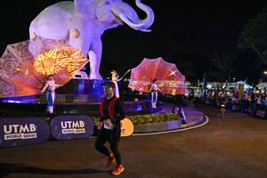 BIB: 
                            <button type="button" onclick="openModal(25775521)" class="btn btn-primary btn-sm float-right btn-popup" data-toggle="modal" data-target=".modal-high-quality">
                        <i class="fas fa-shopping-cart"></i> Add to Cart
                    </button>
                                            <button type="button" onclick="isThisMe(25775521, true)" class="btn btn-success btn-sm float-right btn-popup btn-isme hidden" data-toggle="tooltip" data-placement="bottom" title="นี่คือรูปของคุณใช่ไหม คลิกที่นี่เพื่อเอาเข้าอัลบั้ม">
                        <i class="fas fa-plus"></i> Add to album
                    </button>
                    <button type="button" onclick="isThisMe(25775521, false)" class="btn btn-warning btn-sm float-right btn-popup btn-isnotme hidden">
                        <i class="fas fa-ban"></i> Remove from album
                    </button>