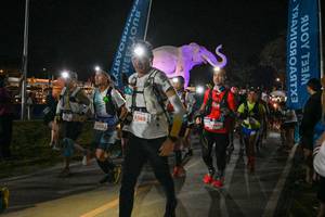 BIB: 
                            <button type="button" onclick="openModal(25775615)" class="btn btn-primary btn-sm float-right btn-popup" data-toggle="modal" data-target=".modal-high-quality">
                        <i class="fas fa-shopping-cart"></i> Add to Cart
                    </button>
                                            <button type="button" onclick="isThisMe(25775615, true)" class="btn btn-success btn-sm float-right btn-popup btn-isme hidden" data-toggle="tooltip" data-placement="bottom" title="นี่คือรูปของคุณใช่ไหม คลิกที่นี่เพื่อเอาเข้าอัลบั้ม">
                        <i class="fas fa-plus"></i> Add to album
                    </button>
                    <button type="button" onclick="isThisMe(25775615, false)" class="btn btn-warning btn-sm float-right btn-popup btn-isnotme hidden">
                        <i class="fas fa-ban"></i> Remove from album
                    </button>