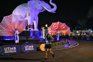 BIB: 
                            <button type="button" onclick="openModal(25775542)" class="btn btn-primary btn-sm float-right btn-popup" data-toggle="modal" data-target=".modal-high-quality">
                        <i class="fas fa-shopping-cart"></i> Add to Cart
                    </button>
                                            <button type="button" onclick="isThisMe(25775542, true)" class="btn btn-success btn-sm float-right btn-popup btn-isme hidden" data-toggle="tooltip" data-placement="bottom" title="นี่คือรูปของคุณใช่ไหม คลิกที่นี่เพื่อเอาเข้าอัลบั้ม">
                        <i class="fas fa-plus"></i> Add to album
                    </button>
                    <button type="button" onclick="isThisMe(25775542, false)" class="btn btn-warning btn-sm float-right btn-popup btn-isnotme hidden">
                        <i class="fas fa-ban"></i> Remove from album
                    </button>