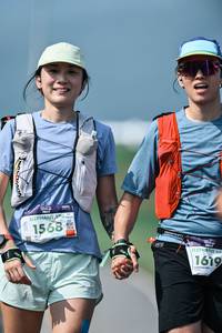 BIB: 
                            <button type="button" onclick="openModal(25805822)" class="btn btn-primary btn-sm float-right btn-popup" data-toggle="modal" data-target=".modal-high-quality">
                        <i class="fas fa-shopping-cart"></i> Add to Cart
                    </button>
                                            <button type="button" onclick="isThisMe(25805822, true)" class="btn btn-success btn-sm float-right btn-popup btn-isme hidden" data-toggle="tooltip" data-placement="bottom" title="นี่คือรูปของคุณใช่ไหม คลิกที่นี่เพื่อเอาเข้าอัลบั้ม">
                        <i class="fas fa-plus"></i> Add to album
                    </button>
                    <button type="button" onclick="isThisMe(25805822, false)" class="btn btn-warning btn-sm float-right btn-popup btn-isnotme hidden">
                        <i class="fas fa-ban"></i> Remove from album
                    </button>