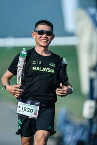 BIB: 
                            <button type="button" onclick="openModal(25798307)" class="btn btn-primary btn-sm float-right btn-popup" data-toggle="modal" data-target=".modal-high-quality">
                        <i class="fas fa-shopping-cart"></i> Add to Cart
                    </button>
                                            <button type="button" onclick="isThisMe(25798307, true)" class="btn btn-success btn-sm float-right btn-popup btn-isme hidden" data-toggle="tooltip" data-placement="bottom" title="นี่คือรูปของคุณใช่ไหม คลิกที่นี่เพื่อเอาเข้าอัลบั้ม">
                        <i class="fas fa-plus"></i> Add to album
                    </button>
                    <button type="button" onclick="isThisMe(25798307, false)" class="btn btn-warning btn-sm float-right btn-popup btn-isnotme hidden">
                        <i class="fas fa-ban"></i> Remove from album
                    </button>