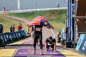 BIB: 
                            <button type="button" onclick="openModal(25611496)" class="btn btn-primary btn-sm float-right btn-popup" data-toggle="modal" data-target=".modal-high-quality">
                        <i class="fas fa-shopping-cart"></i> Add to Cart
                    </button>
                                            <button type="button" onclick="isThisMe(25611496, true)" class="btn btn-success btn-sm float-right btn-popup btn-isme hidden" data-toggle="tooltip" data-placement="bottom" title="นี่คือรูปของคุณใช่ไหม คลิกที่นี่เพื่อเอาเข้าอัลบั้ม">
                        <i class="fas fa-plus"></i> Add to album
                    </button>
                    <button type="button" onclick="isThisMe(25611496, false)" class="btn btn-warning btn-sm float-right btn-popup btn-isnotme hidden">
                        <i class="fas fa-ban"></i> Remove from album
                    </button>