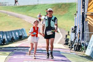 BIB: 
                            <button type="button" onclick="openModal(25610694)" class="btn btn-primary btn-sm float-right btn-popup" data-toggle="modal" data-target=".modal-high-quality">
                        <i class="fas fa-shopping-cart"></i> Add to Cart
                    </button>
                                            <button type="button" onclick="isThisMe(25610694, true)" class="btn btn-success btn-sm float-right btn-popup btn-isme hidden" data-toggle="tooltip" data-placement="bottom" title="นี่คือรูปของคุณใช่ไหม คลิกที่นี่เพื่อเอาเข้าอัลบั้ม">
                        <i class="fas fa-plus"></i> Add to album
                    </button>
                    <button type="button" onclick="isThisMe(25610694, false)" class="btn btn-warning btn-sm float-right btn-popup btn-isnotme hidden">
                        <i class="fas fa-ban"></i> Remove from album
                    </button>