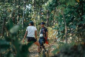 BIB: 
                            <button type="button" onclick="openModal(25731335)" class="btn btn-primary btn-sm float-right btn-popup" data-toggle="modal" data-target=".modal-high-quality">
                        <i class="fas fa-shopping-cart"></i> Add to Cart
                    </button>
                                            <button type="button" onclick="isThisMe(25731335, true)" class="btn btn-success btn-sm float-right btn-popup btn-isme hidden" data-toggle="tooltip" data-placement="bottom" title="นี่คือรูปของคุณใช่ไหม คลิกที่นี่เพื่อเอาเข้าอัลบั้ม">
                        <i class="fas fa-plus"></i> Add to album
                    </button>
                    <button type="button" onclick="isThisMe(25731335, false)" class="btn btn-warning btn-sm float-right btn-popup btn-isnotme hidden">
                        <i class="fas fa-ban"></i> Remove from album
                    </button>