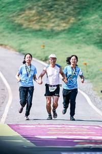 BIB: 
                            <button type="button" onclick="openModal(25893953)" class="btn btn-primary btn-sm float-right btn-popup" data-toggle="modal" data-target=".modal-high-quality">
                        <i class="fas fa-shopping-cart"></i> Add to Cart
                    </button>
                                            <button type="button" onclick="isThisMe(25893953, true)" class="btn btn-success btn-sm float-right btn-popup btn-isme hidden" data-toggle="tooltip" data-placement="bottom" title="นี่คือรูปของคุณใช่ไหม คลิกที่นี่เพื่อเอาเข้าอัลบั้ม">
                        <i class="fas fa-plus"></i> Add to album
                    </button>
                    <button type="button" onclick="isThisMe(25893953, false)" class="btn btn-warning btn-sm float-right btn-popup btn-isnotme hidden">
                        <i class="fas fa-ban"></i> Remove from album
                    </button>