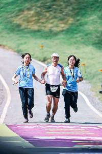 BIB: 
                            <button type="button" onclick="openModal(25893989)" class="btn btn-primary btn-sm float-right btn-popup" data-toggle="modal" data-target=".modal-high-quality">
                        <i class="fas fa-shopping-cart"></i> Add to Cart
                    </button>
                                            <button type="button" onclick="isThisMe(25893989, true)" class="btn btn-success btn-sm float-right btn-popup btn-isme hidden" data-toggle="tooltip" data-placement="bottom" title="นี่คือรูปของคุณใช่ไหม คลิกที่นี่เพื่อเอาเข้าอัลบั้ม">
                        <i class="fas fa-plus"></i> Add to album
                    </button>
                    <button type="button" onclick="isThisMe(25893989, false)" class="btn btn-warning btn-sm float-right btn-popup btn-isnotme hidden">
                        <i class="fas fa-ban"></i> Remove from album
                    </button>