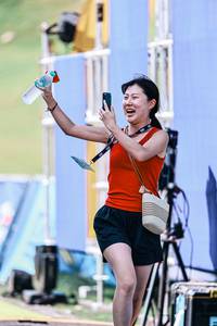 BIB: 
                            <button type="button" onclick="openModal(25909611)" class="btn btn-primary btn-sm float-right btn-popup" data-toggle="modal" data-target=".modal-high-quality">
                        <i class="fas fa-shopping-cart"></i> Add to Cart
                    </button>
                                            <button type="button" onclick="isThisMe(25909611, true)" class="btn btn-success btn-sm float-right btn-popup btn-isme hidden" data-toggle="tooltip" data-placement="bottom" title="นี่คือรูปของคุณใช่ไหม คลิกที่นี่เพื่อเอาเข้าอัลบั้ม">
                        <i class="fas fa-plus"></i> Add to album
                    </button>
                    <button type="button" onclick="isThisMe(25909611, false)" class="btn btn-warning btn-sm float-right btn-popup btn-isnotme hidden">
                        <i class="fas fa-ban"></i> Remove from album
                    </button>