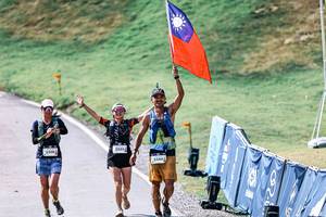 BIB: 
                            <button type="button" onclick="openModal(25913152)" class="btn btn-primary btn-sm float-right btn-popup" data-toggle="modal" data-target=".modal-high-quality">
                        <i class="fas fa-shopping-cart"></i> Add to Cart
                    </button>
                                            <button type="button" onclick="isThisMe(25913152, true)" class="btn btn-success btn-sm float-right btn-popup btn-isme hidden" data-toggle="tooltip" data-placement="bottom" title="นี่คือรูปของคุณใช่ไหม คลิกที่นี่เพื่อเอาเข้าอัลบั้ม">
                        <i class="fas fa-plus"></i> Add to album
                    </button>
                    <button type="button" onclick="isThisMe(25913152, false)" class="btn btn-warning btn-sm float-right btn-popup btn-isnotme hidden">
                        <i class="fas fa-ban"></i> Remove from album
                    </button>