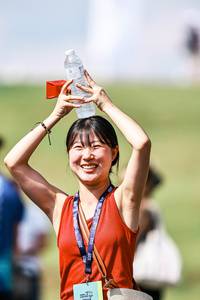 BIB: 
                            <button type="button" onclick="openModal(25897389)" class="btn btn-primary btn-sm float-right btn-popup" data-toggle="modal" data-target=".modal-high-quality">
                        <i class="fas fa-shopping-cart"></i> Add to Cart
                    </button>
                                            <button type="button" onclick="isThisMe(25897389, true)" class="btn btn-success btn-sm float-right btn-popup btn-isme hidden" data-toggle="tooltip" data-placement="bottom" title="นี่คือรูปของคุณใช่ไหม คลิกที่นี่เพื่อเอาเข้าอัลบั้ม">
                        <i class="fas fa-plus"></i> Add to album
                    </button>
                    <button type="button" onclick="isThisMe(25897389, false)" class="btn btn-warning btn-sm float-right btn-popup btn-isnotme hidden">
                        <i class="fas fa-ban"></i> Remove from album
                    </button>