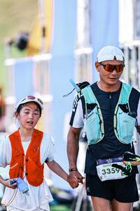 BIB: 
                            <button type="button" onclick="openModal(25919965)" class="btn btn-primary btn-sm float-right btn-popup" data-toggle="modal" data-target=".modal-high-quality">
                        <i class="fas fa-shopping-cart"></i> Add to Cart
                    </button>
                                            <button type="button" onclick="isThisMe(25919965, true)" class="btn btn-success btn-sm float-right btn-popup btn-isme hidden" data-toggle="tooltip" data-placement="bottom" title="นี่คือรูปของคุณใช่ไหม คลิกที่นี่เพื่อเอาเข้าอัลบั้ม">
                        <i class="fas fa-plus"></i> Add to album
                    </button>
                    <button type="button" onclick="isThisMe(25919965, false)" class="btn btn-warning btn-sm float-right btn-popup btn-isnotme hidden">
                        <i class="fas fa-ban"></i> Remove from album
                    </button>