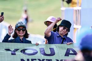 BIB: 
                            <button type="button" onclick="openModal(25891301)" class="btn btn-primary btn-sm float-right btn-popup" data-toggle="modal" data-target=".modal-high-quality">
                        <i class="fas fa-shopping-cart"></i> Add to Cart
                    </button>
                                            <button type="button" onclick="isThisMe(25891301, true)" class="btn btn-success btn-sm float-right btn-popup btn-isme hidden" data-toggle="tooltip" data-placement="bottom" title="นี่คือรูปของคุณใช่ไหม คลิกที่นี่เพื่อเอาเข้าอัลบั้ม">
                        <i class="fas fa-plus"></i> Add to album
                    </button>
                    <button type="button" onclick="isThisMe(25891301, false)" class="btn btn-warning btn-sm float-right btn-popup btn-isnotme hidden">
                        <i class="fas fa-ban"></i> Remove from album
                    </button>