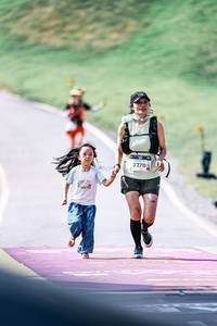 BIB: 
                            <button type="button" onclick="openModal(25901653)" class="btn btn-primary btn-sm float-right btn-popup" data-toggle="modal" data-target=".modal-high-quality">
                        <i class="fas fa-shopping-cart"></i> Add to Cart
                    </button>
                                            <button type="button" onclick="isThisMe(25901653, true)" class="btn btn-success btn-sm float-right btn-popup btn-isme hidden" data-toggle="tooltip" data-placement="bottom" title="นี่คือรูปของคุณใช่ไหม คลิกที่นี่เพื่อเอาเข้าอัลบั้ม">
                        <i class="fas fa-plus"></i> Add to album
                    </button>
                    <button type="button" onclick="isThisMe(25901653, false)" class="btn btn-warning btn-sm float-right btn-popup btn-isnotme hidden">
                        <i class="fas fa-ban"></i> Remove from album
                    </button>