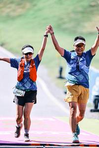 BIB: 
                            <button type="button" onclick="openModal(25911561)" class="btn btn-primary btn-sm float-right btn-popup" data-toggle="modal" data-target=".modal-high-quality">
                        <i class="fas fa-shopping-cart"></i> Add to Cart
                    </button>
                                            <button type="button" onclick="isThisMe(25911561, true)" class="btn btn-success btn-sm float-right btn-popup btn-isme hidden" data-toggle="tooltip" data-placement="bottom" title="นี่คือรูปของคุณใช่ไหม คลิกที่นี่เพื่อเอาเข้าอัลบั้ม">
                        <i class="fas fa-plus"></i> Add to album
                    </button>
                    <button type="button" onclick="isThisMe(25911561, false)" class="btn btn-warning btn-sm float-right btn-popup btn-isnotme hidden">
                        <i class="fas fa-ban"></i> Remove from album
                    </button>