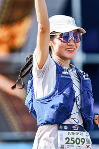 BIB: 
                            <button type="button" onclick="openModal(25906863)" class="btn btn-primary btn-sm float-right btn-popup" data-toggle="modal" data-target=".modal-high-quality">
                        <i class="fas fa-shopping-cart"></i> Add to Cart
                    </button>
                                            <button type="button" onclick="isThisMe(25906863, true)" class="btn btn-success btn-sm float-right btn-popup btn-isme hidden" data-toggle="tooltip" data-placement="bottom" title="นี่คือรูปของคุณใช่ไหม คลิกที่นี่เพื่อเอาเข้าอัลบั้ม">
                        <i class="fas fa-plus"></i> Add to album
                    </button>
                    <button type="button" onclick="isThisMe(25906863, false)" class="btn btn-warning btn-sm float-right btn-popup btn-isnotme hidden">
                        <i class="fas fa-ban"></i> Remove from album
                    </button>