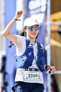 BIB: 
                            <button type="button" onclick="openModal(25906842)" class="btn btn-primary btn-sm float-right btn-popup" data-toggle="modal" data-target=".modal-high-quality">
                        <i class="fas fa-shopping-cart"></i> Add to Cart
                    </button>
                                            <button type="button" onclick="isThisMe(25906842, true)" class="btn btn-success btn-sm float-right btn-popup btn-isme hidden" data-toggle="tooltip" data-placement="bottom" title="นี่คือรูปของคุณใช่ไหม คลิกที่นี่เพื่อเอาเข้าอัลบั้ม">
                        <i class="fas fa-plus"></i> Add to album
                    </button>
                    <button type="button" onclick="isThisMe(25906842, false)" class="btn btn-warning btn-sm float-right btn-popup btn-isnotme hidden">
                        <i class="fas fa-ban"></i> Remove from album
                    </button>