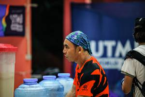 BIB: 
                            <button type="button" onclick="openModal(25375693)" class="btn btn-primary btn-sm float-right btn-popup" data-toggle="modal" data-target=".modal-high-quality">
                        <i class="fas fa-shopping-cart"></i> Add to Cart
                    </button>
                                            <button type="button" onclick="isThisMe(25375693, true)" class="btn btn-success btn-sm float-right btn-popup btn-isme hidden" data-toggle="tooltip" data-placement="bottom" title="นี่คือรูปของคุณใช่ไหม คลิกที่นี่เพื่อเอาเข้าอัลบั้ม">
                        <i class="fas fa-plus"></i> Add to album
                    </button>
                    <button type="button" onclick="isThisMe(25375693, false)" class="btn btn-warning btn-sm float-right btn-popup btn-isnotme hidden">
                        <i class="fas fa-ban"></i> Remove from album
                    </button>