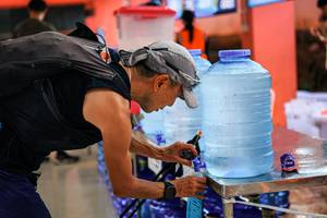 BIB: 
                            <button type="button" onclick="openModal(25370888)" class="btn btn-primary btn-sm float-right btn-popup" data-toggle="modal" data-target=".modal-high-quality">
                        <i class="fas fa-shopping-cart"></i> Add to Cart
                    </button>
                                            <button type="button" onclick="isThisMe(25370888, true)" class="btn btn-success btn-sm float-right btn-popup btn-isme hidden" data-toggle="tooltip" data-placement="bottom" title="นี่คือรูปของคุณใช่ไหม คลิกที่นี่เพื่อเอาเข้าอัลบั้ม">
                        <i class="fas fa-plus"></i> Add to album
                    </button>
                    <button type="button" onclick="isThisMe(25370888, false)" class="btn btn-warning btn-sm float-right btn-popup btn-isnotme hidden">
                        <i class="fas fa-ban"></i> Remove from album
                    </button>