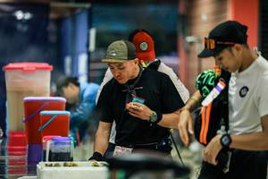 BIB: 
                            <button type="button" onclick="openModal(25375866)" class="btn btn-primary btn-sm float-right btn-popup" data-toggle="modal" data-target=".modal-high-quality">
                        <i class="fas fa-shopping-cart"></i> Add to Cart
                    </button>
                                            <button type="button" onclick="isThisMe(25375866, true)" class="btn btn-success btn-sm float-right btn-popup btn-isme hidden" data-toggle="tooltip" data-placement="bottom" title="นี่คือรูปของคุณใช่ไหม คลิกที่นี่เพื่อเอาเข้าอัลบั้ม">
                        <i class="fas fa-plus"></i> Add to album
                    </button>
                    <button type="button" onclick="isThisMe(25375866, false)" class="btn btn-warning btn-sm float-right btn-popup btn-isnotme hidden">
                        <i class="fas fa-ban"></i> Remove from album
                    </button>