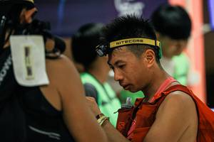 BIB: 
                            <button type="button" onclick="openModal(25380018)" class="btn btn-primary btn-sm float-right btn-popup" data-toggle="modal" data-target=".modal-high-quality">
                        <i class="fas fa-shopping-cart"></i> Add to Cart
                    </button>
                                            <button type="button" onclick="isThisMe(25380018, true)" class="btn btn-success btn-sm float-right btn-popup btn-isme hidden" data-toggle="tooltip" data-placement="bottom" title="นี่คือรูปของคุณใช่ไหม คลิกที่นี่เพื่อเอาเข้าอัลบั้ม">
                        <i class="fas fa-plus"></i> Add to album
                    </button>
                    <button type="button" onclick="isThisMe(25380018, false)" class="btn btn-warning btn-sm float-right btn-popup btn-isnotme hidden">
                        <i class="fas fa-ban"></i> Remove from album
                    </button>