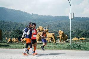 BIB: 
                            <button type="button" onclick="openModal(25915496)" class="btn btn-primary btn-sm float-right btn-popup" data-toggle="modal" data-target=".modal-high-quality">
                        <i class="fas fa-shopping-cart"></i> Add to Cart
                    </button>
                                            <button type="button" onclick="isThisMe(25915496, true)" class="btn btn-success btn-sm float-right btn-popup btn-isme hidden" data-toggle="tooltip" data-placement="bottom" title="นี่คือรูปของคุณใช่ไหม คลิกที่นี่เพื่อเอาเข้าอัลบั้ม">
                        <i class="fas fa-plus"></i> Add to album
                    </button>
                    <button type="button" onclick="isThisMe(25915496, false)" class="btn btn-warning btn-sm float-right btn-popup btn-isnotme hidden">
                        <i class="fas fa-ban"></i> Remove from album
                    </button>