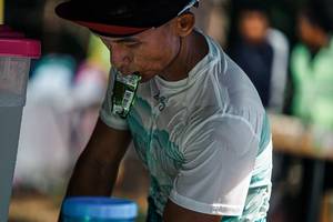 BIB: 
                            <button type="button" onclick="openModal(26005139)" class="btn btn-primary btn-sm float-right btn-popup" data-toggle="modal" data-target=".modal-high-quality">
                        <i class="fas fa-shopping-cart"></i> Add to Cart
                    </button>
                                            <button type="button" onclick="isThisMe(26005139, true)" class="btn btn-success btn-sm float-right btn-popup btn-isme hidden" data-toggle="tooltip" data-placement="bottom" title="นี่คือรูปของคุณใช่ไหม คลิกที่นี่เพื่อเอาเข้าอัลบั้ม">
                        <i class="fas fa-plus"></i> Add to album
                    </button>
                    <button type="button" onclick="isThisMe(26005139, false)" class="btn btn-warning btn-sm float-right btn-popup btn-isnotme hidden">
                        <i class="fas fa-ban"></i> Remove from album
                    </button>