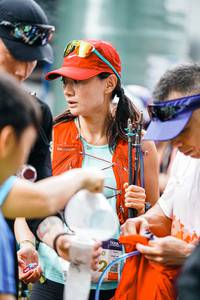 BIB: 
                            <button type="button" onclick="openModal(25811058)" class="btn btn-primary btn-sm float-right btn-popup" data-toggle="modal" data-target=".modal-high-quality">
                        <i class="fas fa-shopping-cart"></i> Add to Cart
                    </button>
                                            <button type="button" onclick="isThisMe(25811058, true)" class="btn btn-success btn-sm float-right btn-popup btn-isme hidden" data-toggle="tooltip" data-placement="bottom" title="นี่คือรูปของคุณใช่ไหม คลิกที่นี่เพื่อเอาเข้าอัลบั้ม">
                        <i class="fas fa-plus"></i> Add to album
                    </button>
                    <button type="button" onclick="isThisMe(25811058, false)" class="btn btn-warning btn-sm float-right btn-popup btn-isnotme hidden">
                        <i class="fas fa-ban"></i> Remove from album
                    </button>