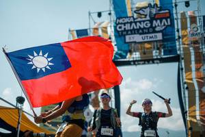 BIB: 
                            <button type="button" onclick="openModal(25706428)" class="btn btn-primary btn-sm float-right btn-popup" data-toggle="modal" data-target=".modal-high-quality">
                        <i class="fas fa-shopping-cart"></i> Add to Cart
                    </button>
                                            <button type="button" onclick="isThisMe(25706428, true)" class="btn btn-success btn-sm float-right btn-popup btn-isme hidden" data-toggle="tooltip" data-placement="bottom" title="นี่คือรูปของคุณใช่ไหม คลิกที่นี่เพื่อเอาเข้าอัลบั้ม">
                        <i class="fas fa-plus"></i> Add to album
                    </button>
                    <button type="button" onclick="isThisMe(25706428, false)" class="btn btn-warning btn-sm float-right btn-popup btn-isnotme hidden">
                        <i class="fas fa-ban"></i> Remove from album
                    </button>