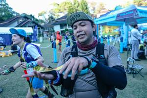 BIB: 
                            <button type="button" onclick="openModal(26761250)" class="btn btn-primary btn-sm float-right btn-popup" data-toggle="modal" data-target=".modal-high-quality">
                        <i class="fas fa-shopping-cart"></i> Add to Cart
                    </button>
                                            <button type="button" onclick="isThisMe(26761250, true)" class="btn btn-success btn-sm float-right btn-popup btn-isme hidden" data-toggle="tooltip" data-placement="bottom" title="นี่คือรูปของคุณใช่ไหม คลิกที่นี่เพื่อเอาเข้าอัลบั้ม">
                        <i class="fas fa-plus"></i> Add to album
                    </button>
                    <button type="button" onclick="isThisMe(26761250, false)" class="btn btn-warning btn-sm float-right btn-popup btn-isnotme hidden">
                        <i class="fas fa-ban"></i> Remove from album
                    </button>