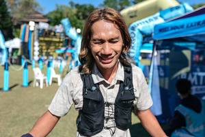 BIB: 
                            <button type="button" onclick="openModal(26758418)" class="btn btn-primary btn-sm float-right btn-popup" data-toggle="modal" data-target=".modal-high-quality">
                        <i class="fas fa-shopping-cart"></i> Add to Cart
                    </button>
                                            <button type="button" onclick="isThisMe(26758418, true)" class="btn btn-success btn-sm float-right btn-popup btn-isme hidden" data-toggle="tooltip" data-placement="bottom" title="นี่คือรูปของคุณใช่ไหม คลิกที่นี่เพื่อเอาเข้าอัลบั้ม">
                        <i class="fas fa-plus"></i> Add to album
                    </button>
                    <button type="button" onclick="isThisMe(26758418, false)" class="btn btn-warning btn-sm float-right btn-popup btn-isnotme hidden">
                        <i class="fas fa-ban"></i> Remove from album
                    </button>