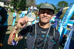 BIB: 
                            <button type="button" onclick="openModal(26758077)" class="btn btn-primary btn-sm float-right btn-popup" data-toggle="modal" data-target=".modal-high-quality">
                        <i class="fas fa-shopping-cart"></i> Add to Cart
                    </button>
                                            <button type="button" onclick="isThisMe(26758077, true)" class="btn btn-success btn-sm float-right btn-popup btn-isme hidden" data-toggle="tooltip" data-placement="bottom" title="นี่คือรูปของคุณใช่ไหม คลิกที่นี่เพื่อเอาเข้าอัลบั้ม">
                        <i class="fas fa-plus"></i> Add to album
                    </button>
                    <button type="button" onclick="isThisMe(26758077, false)" class="btn btn-warning btn-sm float-right btn-popup btn-isnotme hidden">
                        <i class="fas fa-ban"></i> Remove from album
                    </button>