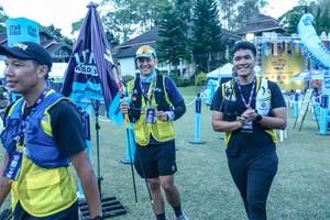 BIB: 
                            <button type="button" onclick="openModal(26761790)" class="btn btn-primary btn-sm float-right btn-popup" data-toggle="modal" data-target=".modal-high-quality">
                        <i class="fas fa-shopping-cart"></i> Add to Cart
                    </button>
                                            <button type="button" onclick="isThisMe(26761790, true)" class="btn btn-success btn-sm float-right btn-popup btn-isme hidden" data-toggle="tooltip" data-placement="bottom" title="นี่คือรูปของคุณใช่ไหม คลิกที่นี่เพื่อเอาเข้าอัลบั้ม">
                        <i class="fas fa-plus"></i> Add to album
                    </button>
                    <button type="button" onclick="isThisMe(26761790, false)" class="btn btn-warning btn-sm float-right btn-popup btn-isnotme hidden">
                        <i class="fas fa-ban"></i> Remove from album
                    </button>